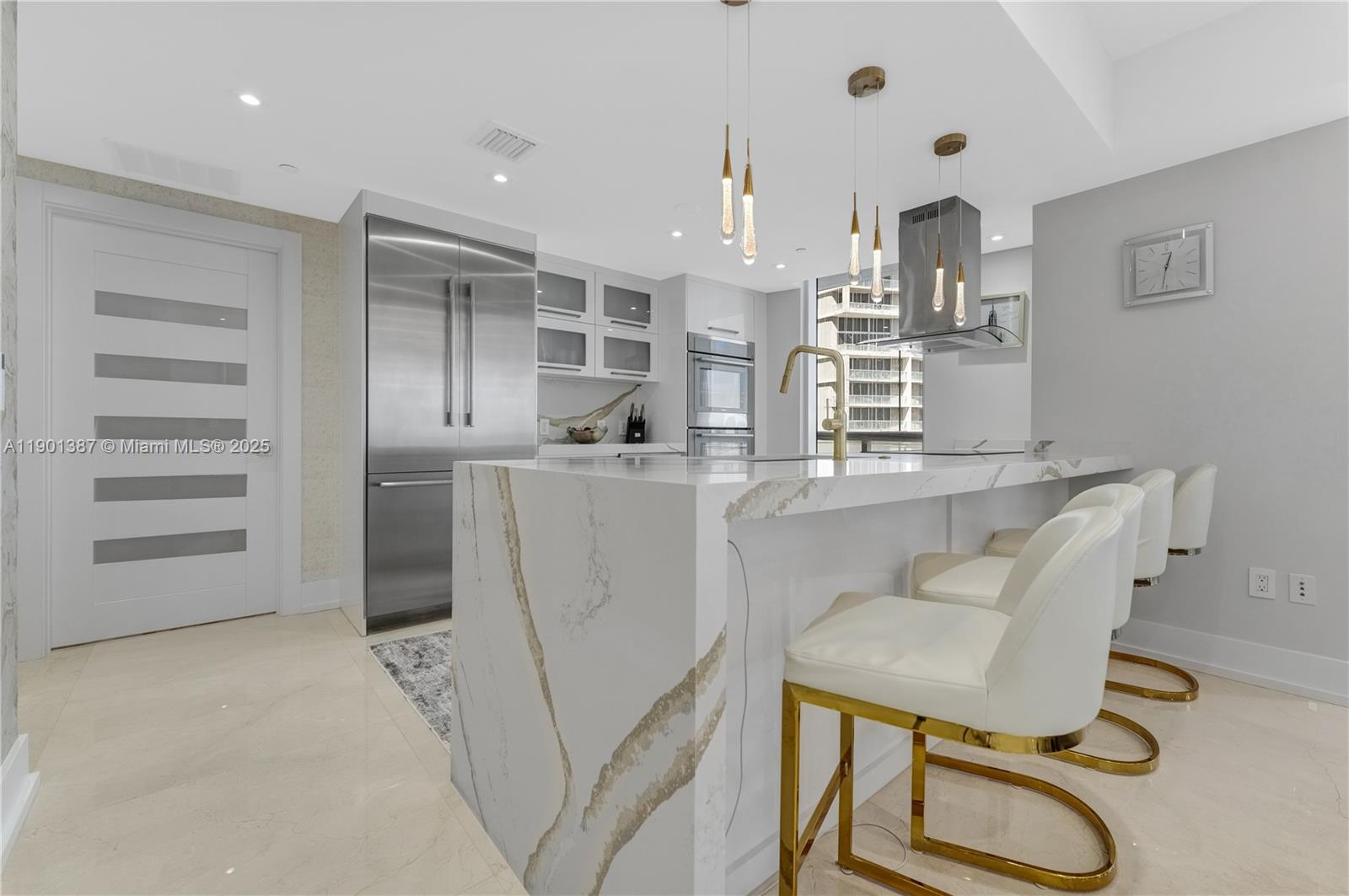 ICON BRICKELL NO TWO - Residential