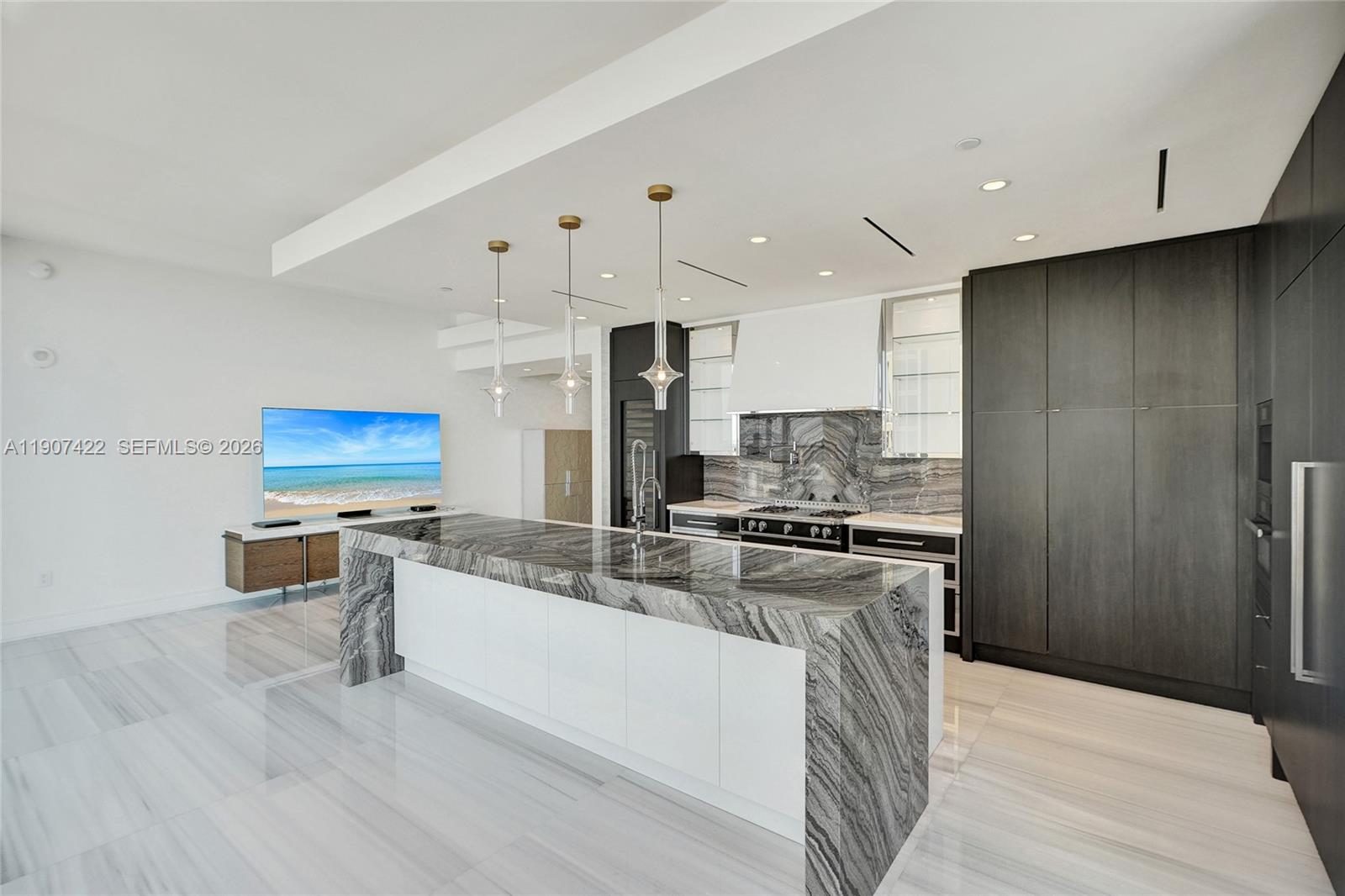 NORTH BISCAYNE BEACH AMEN - Residential