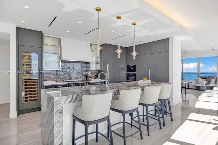 NORTH BISCAYNE BEACH AMEN - Residential