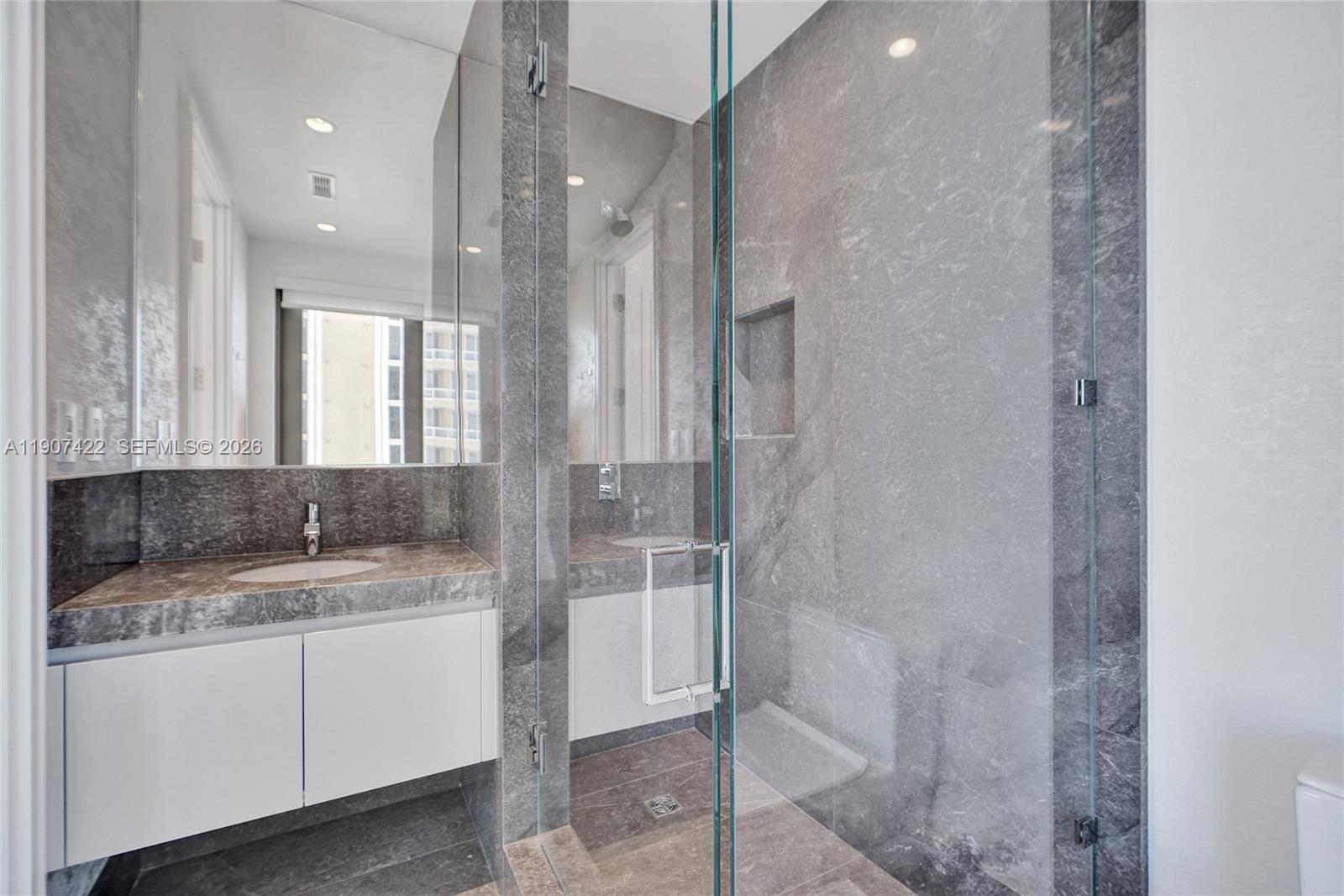 NORTH BISCAYNE BEACH AMEN - Residential