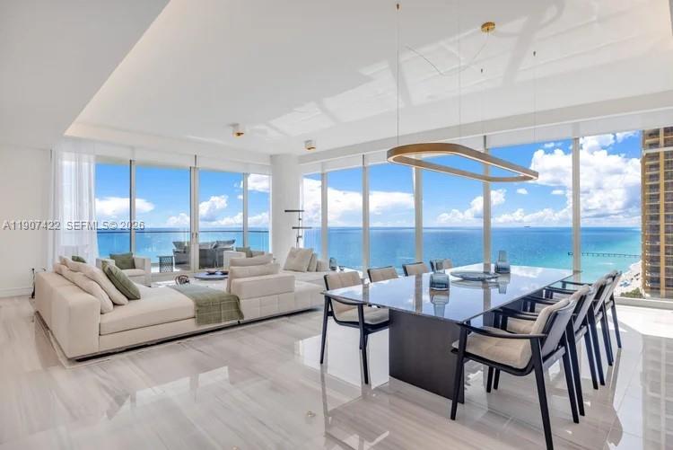 NORTH BISCAYNE BEACH AMEN - Residential