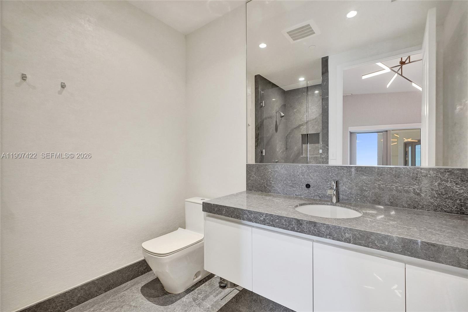 NORTH BISCAYNE BEACH AMEN - Residential
