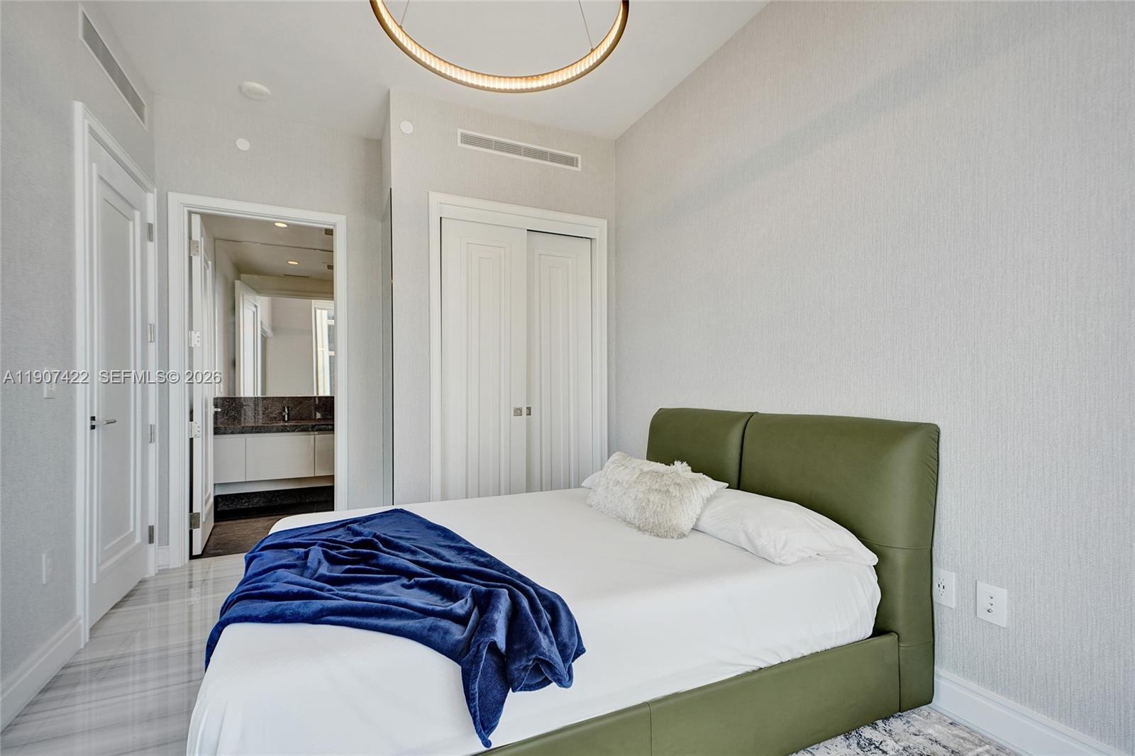 NORTH BISCAYNE BEACH AMEN - Residential
