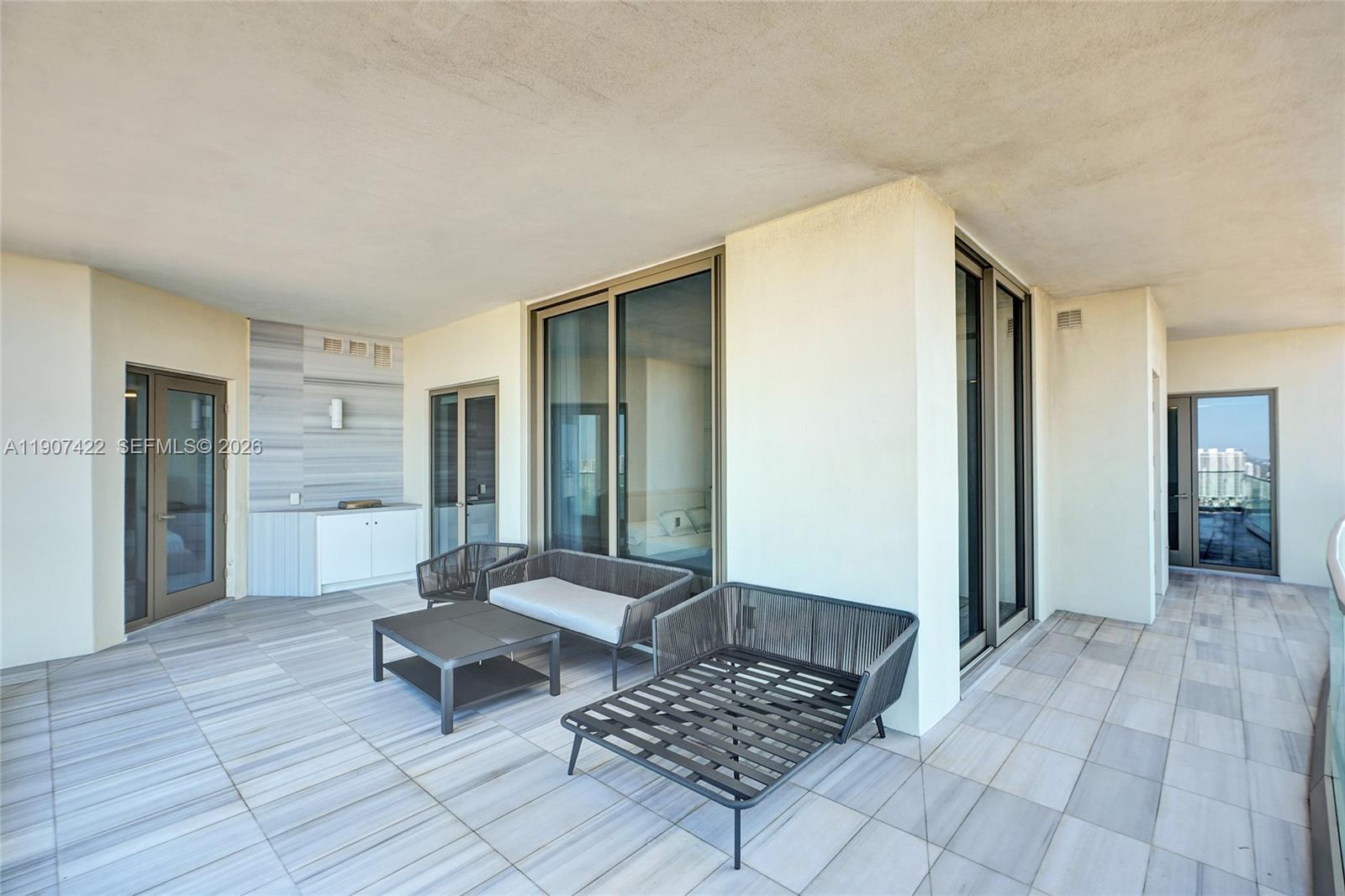 NORTH BISCAYNE BEACH AMEN - Residential