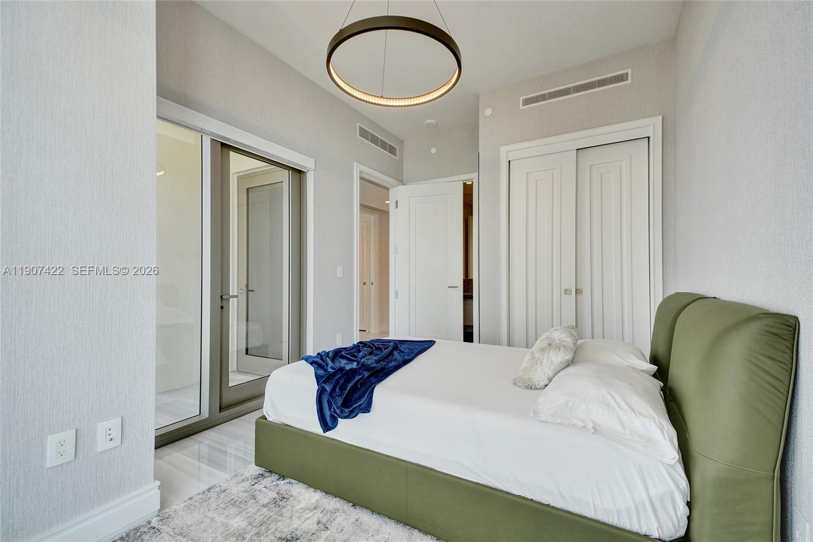 NORTH BISCAYNE BEACH AMEN - Residential