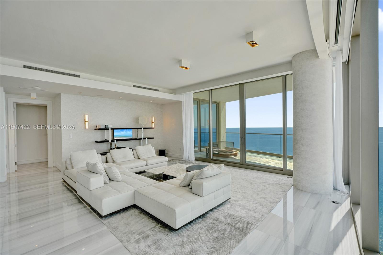 NORTH BISCAYNE BEACH AMEN - Residential