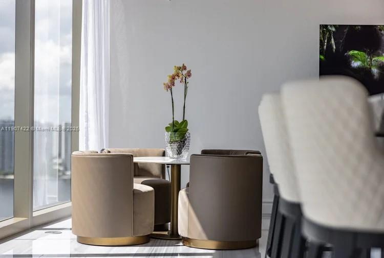 NORTH BISCAYNE BEACH AMEN - Residential