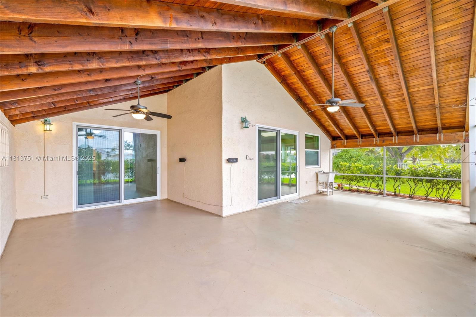 15696 NW 12th Mnr