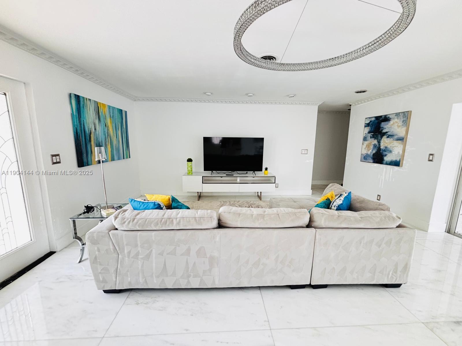 POMPANO ISLES - Residential Lease