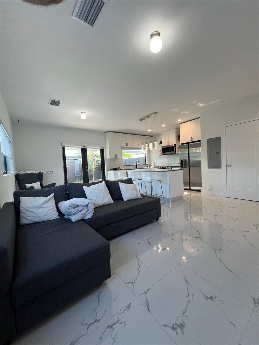 SPANISH GARDEN VILLAS - Residential