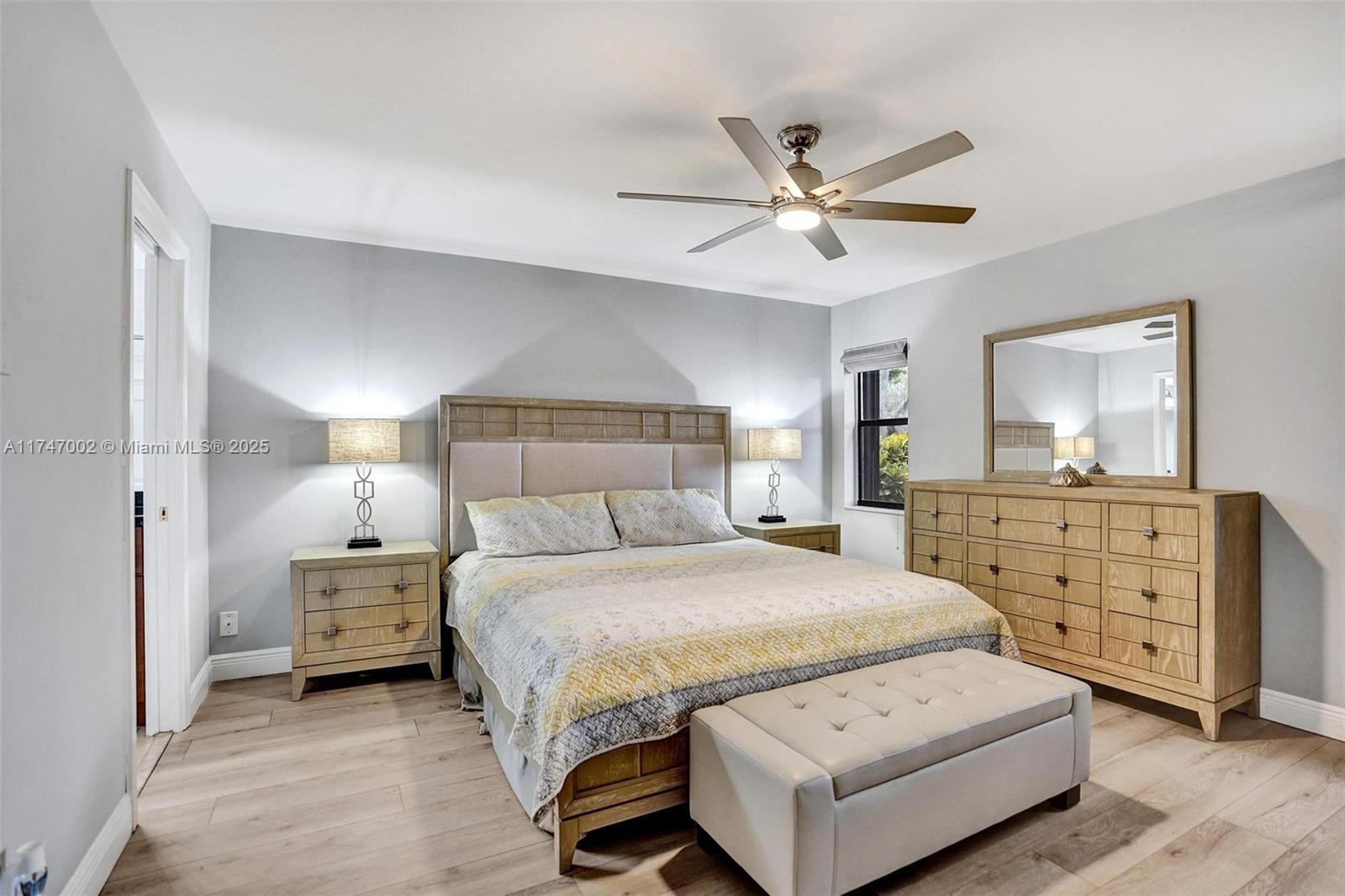 SUN VALLEY EAST CONDO - Residential