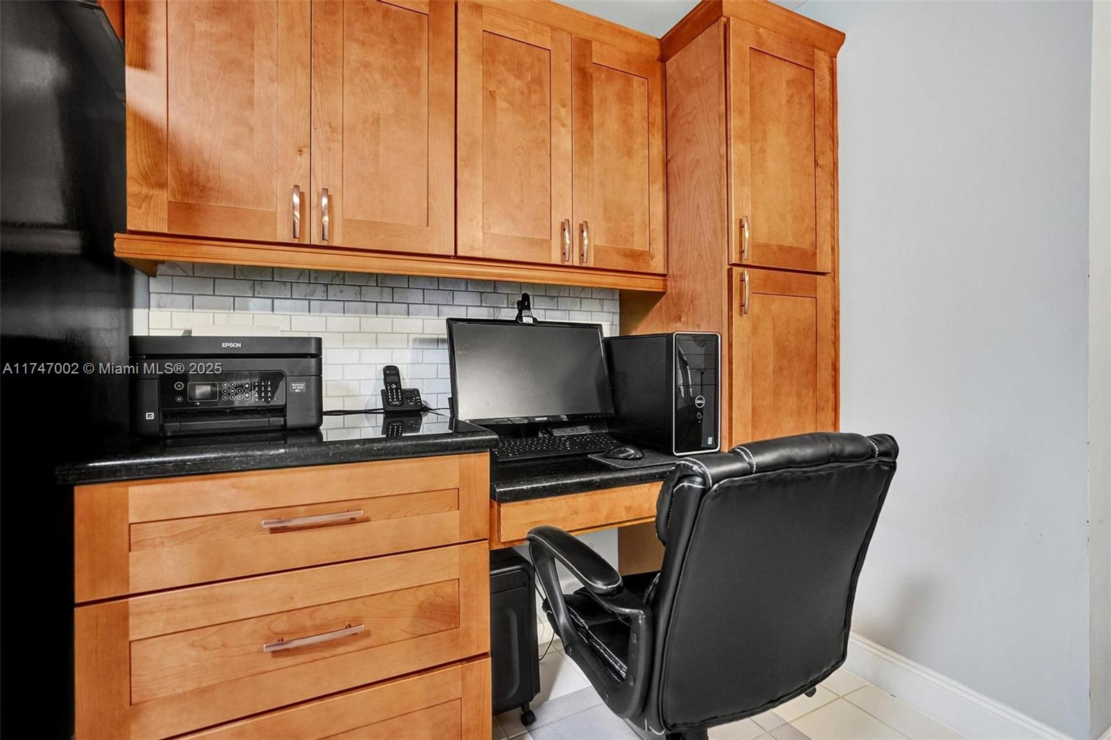 SUN VALLEY EAST CONDO - Residential