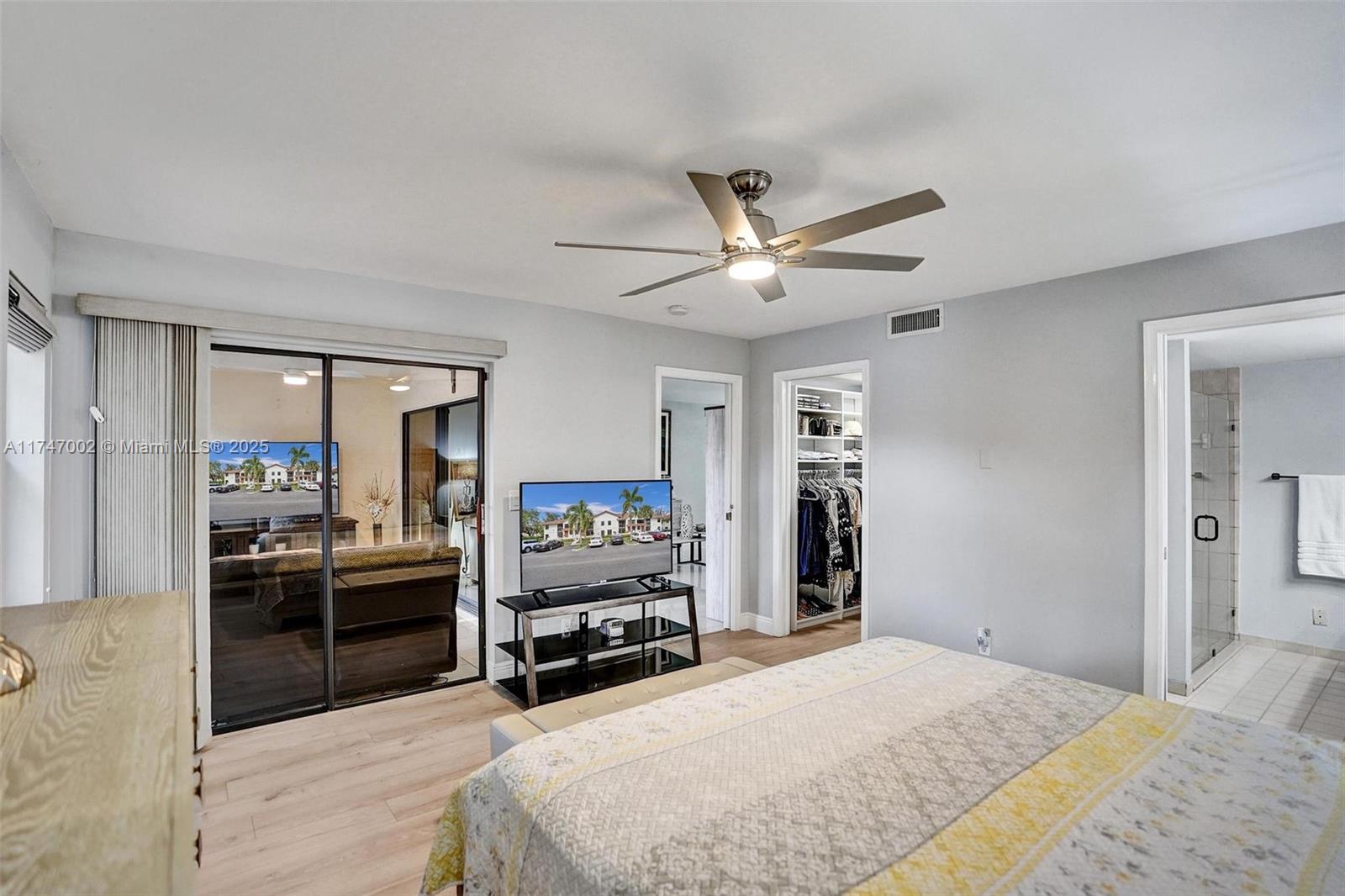 SUN VALLEY EAST CONDO - Residential