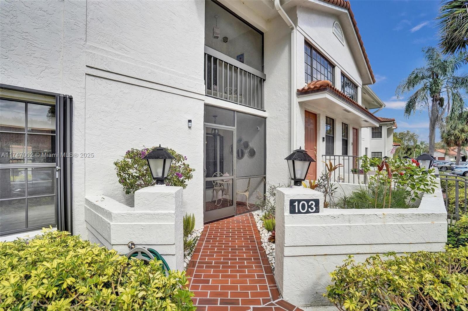 SUN VALLEY EAST CONDO - Residential