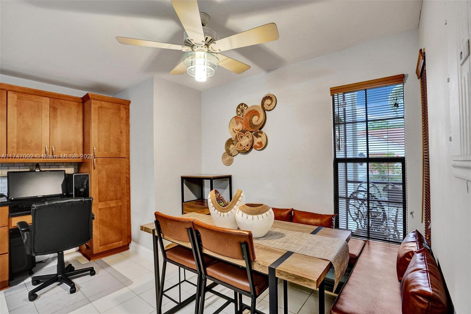 SUN VALLEY EAST CONDO - Residential