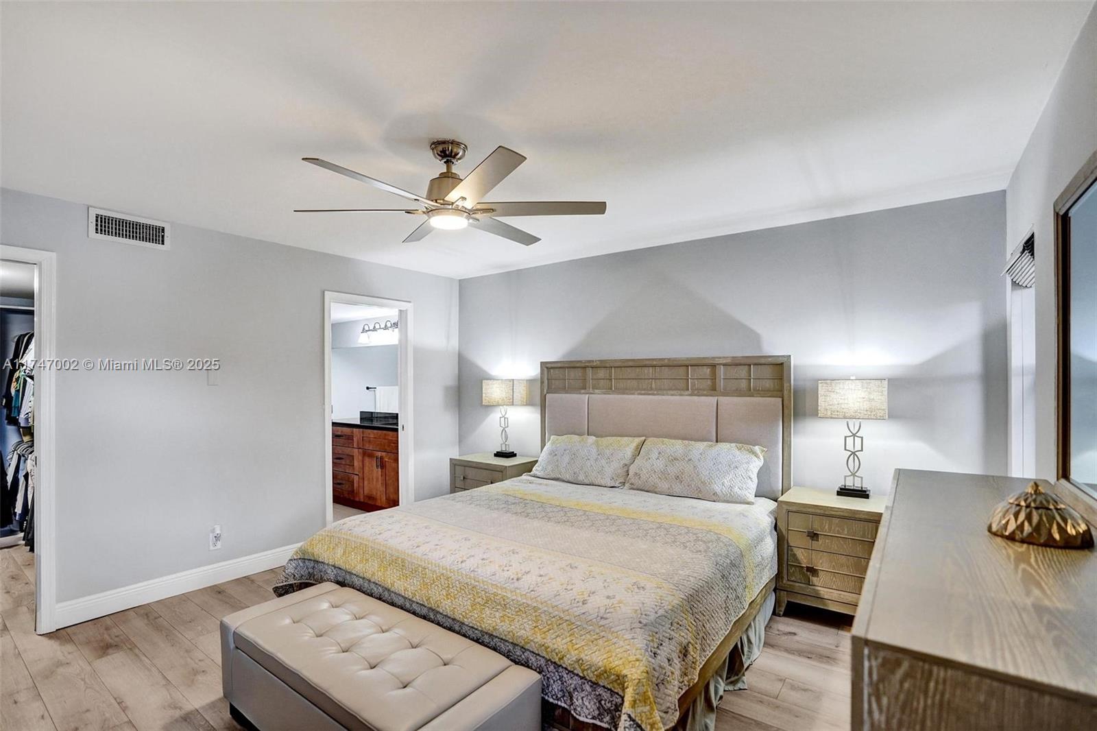 SUN VALLEY EAST CONDO - Residential