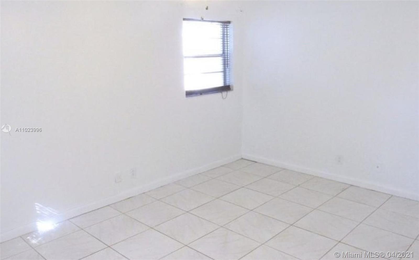 RAMBLEWOOD EAST CONDO - Residential Lease