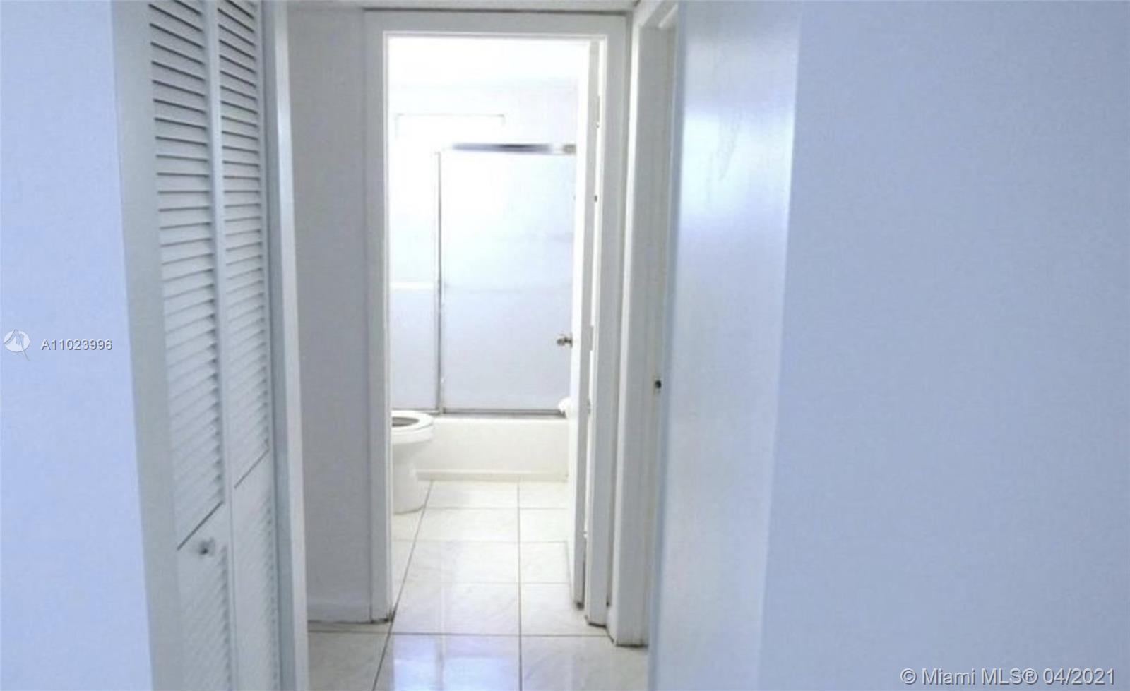 RAMBLEWOOD EAST CONDO - Residential Lease