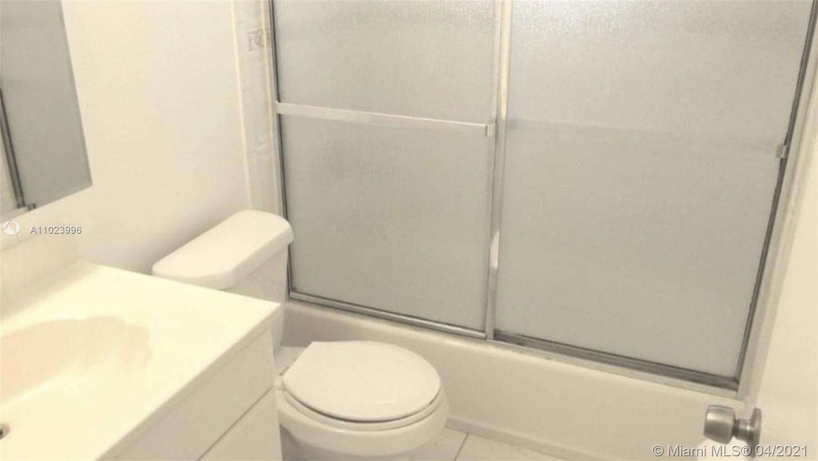 RAMBLEWOOD EAST CONDO - Residential Lease