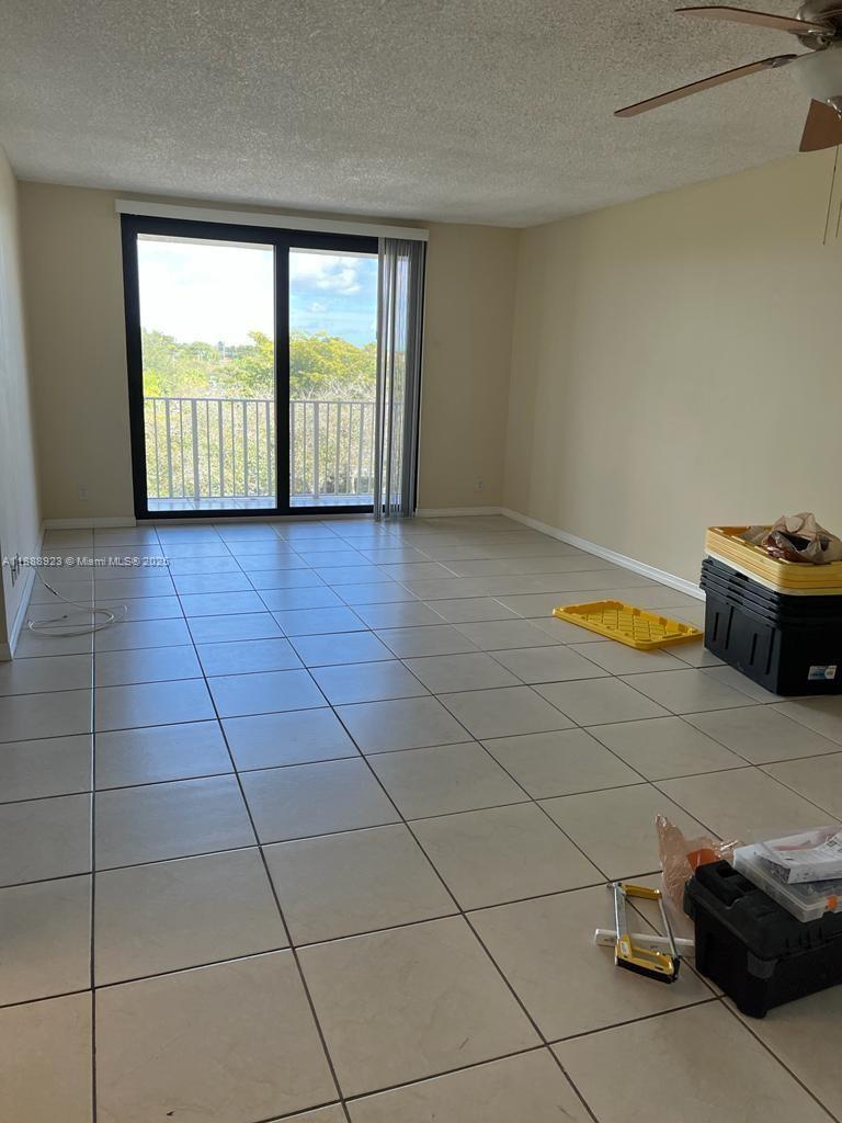 HILLCREST EAST NO 19 COND - Residential Lease