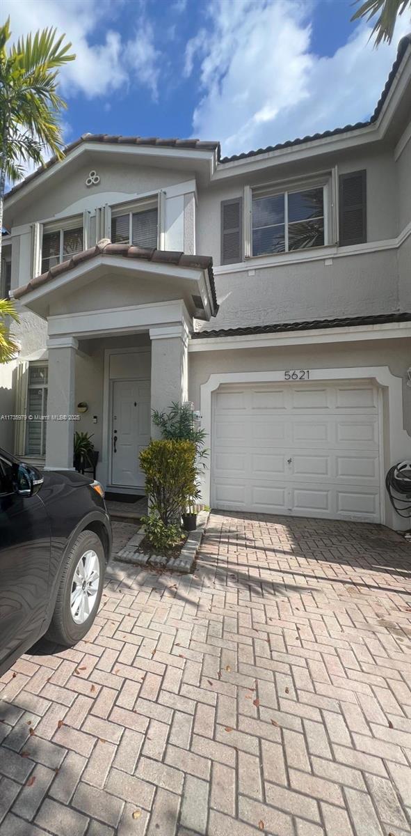 Rental Property at 5621 Nw 112th Ct, Doral, Miami-Dade County, Florida - Bedrooms: 3 
Bathrooms: 3  - $3,600 MO.