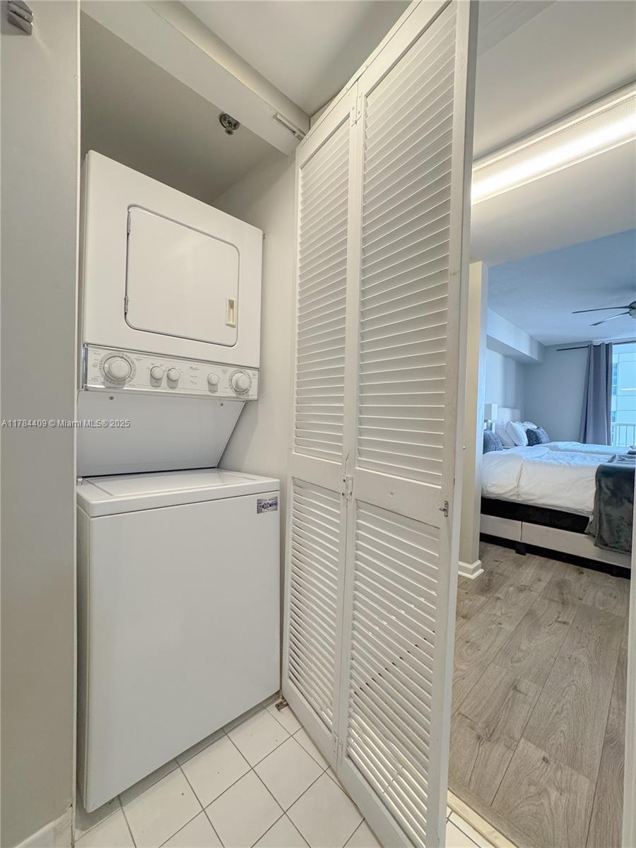 THE CLUB AT BRICKELL BAY - Residential