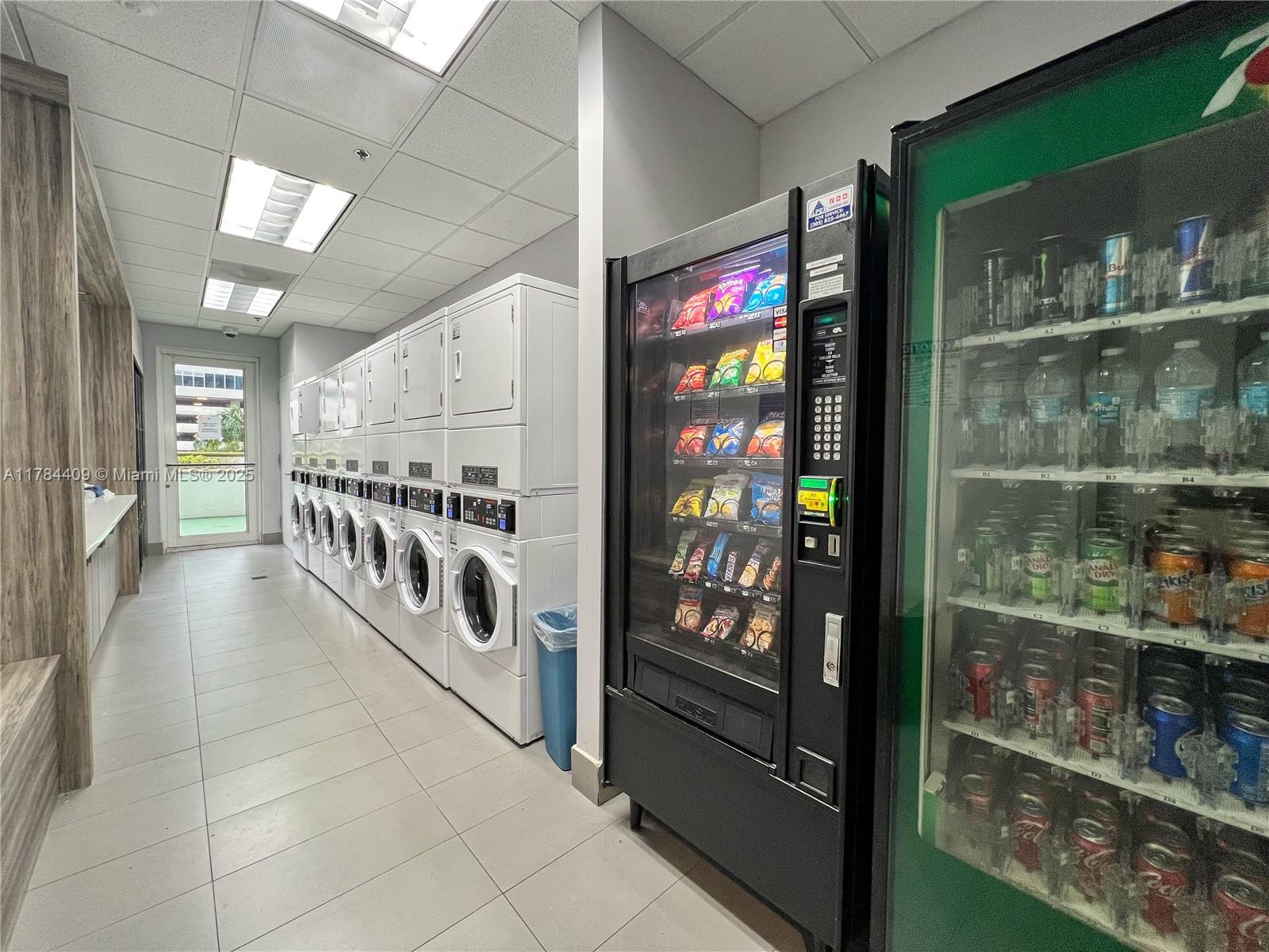 THE CLUB AT BRICKELL BAY - Residential