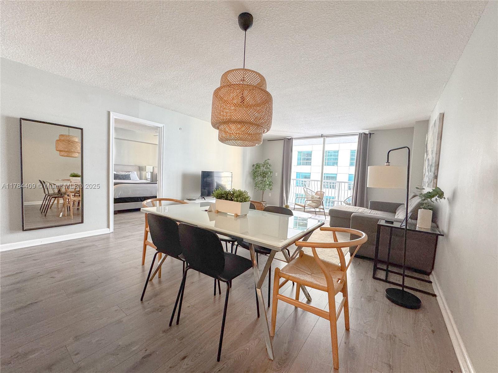 1200 Brickell Bay Dr 1504