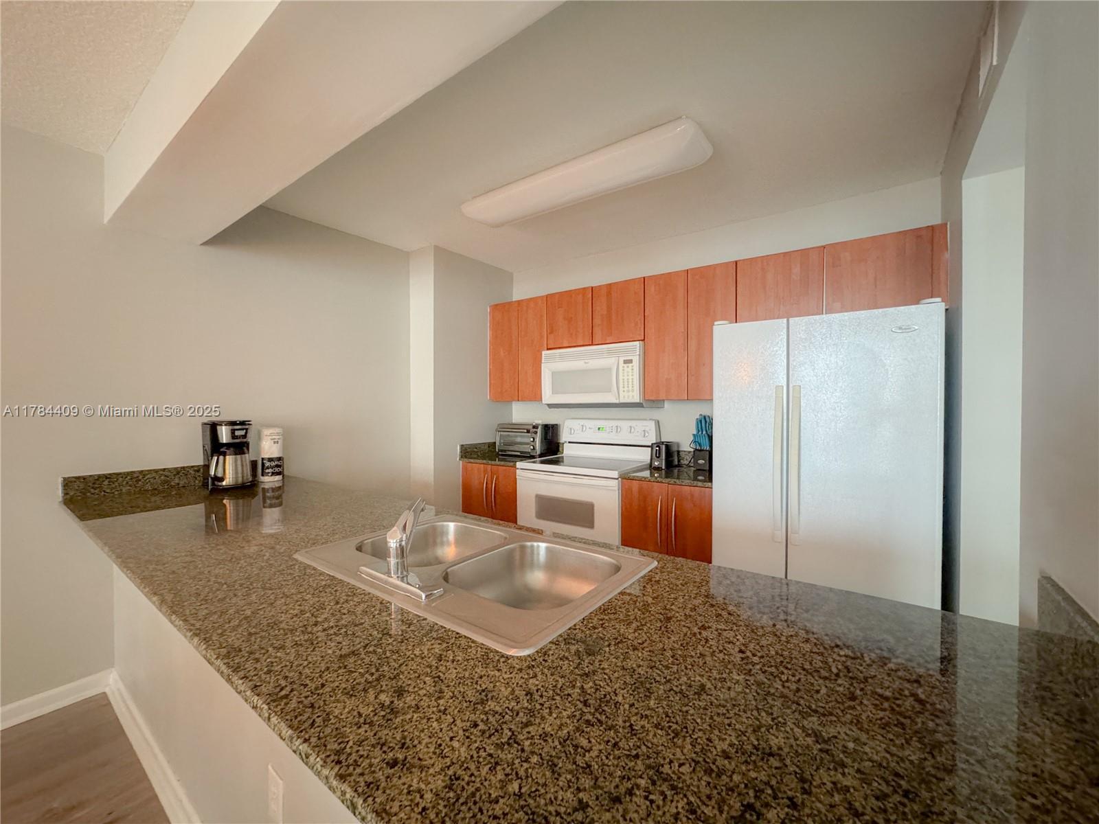 THE CLUB AT BRICKELL BAY - Residential