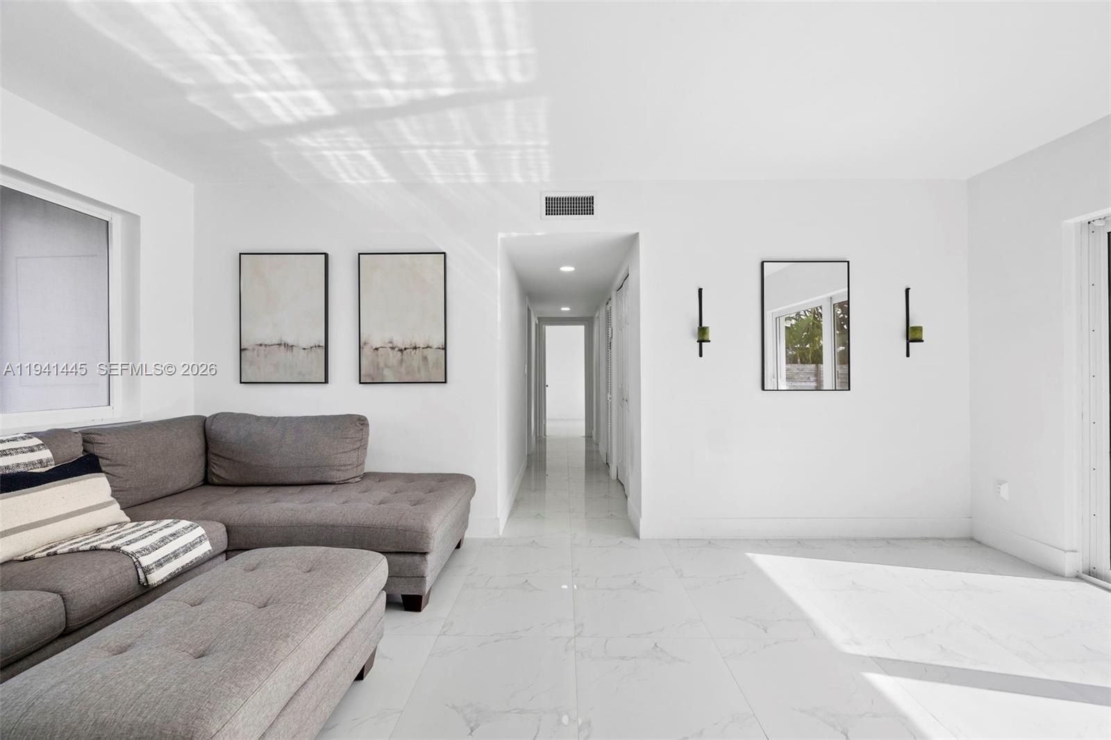 WESTWOOD LAKE 3RD ADDN - Residential Lease