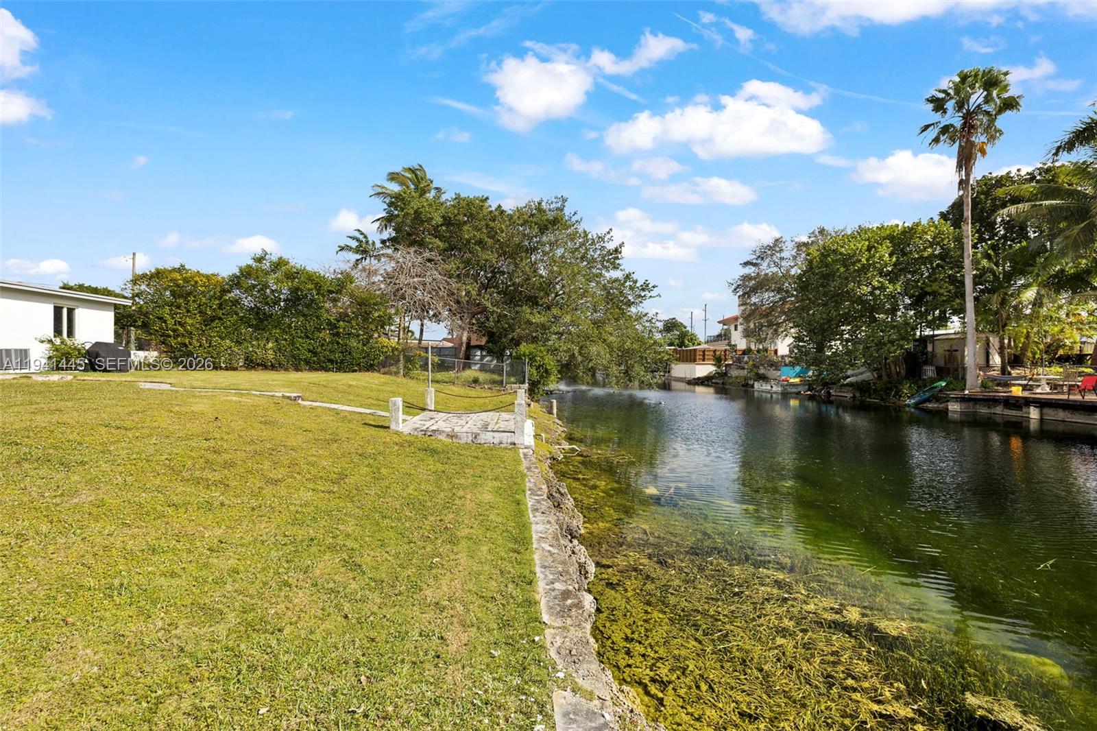 WESTWOOD LAKE 3RD ADDN - Residential Lease