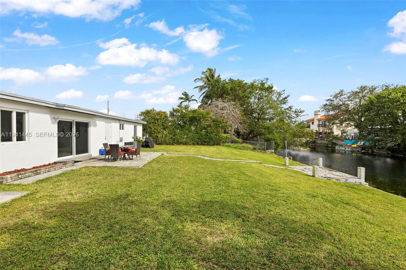 WESTWOOD LAKE 3RD ADDN - Residential Lease