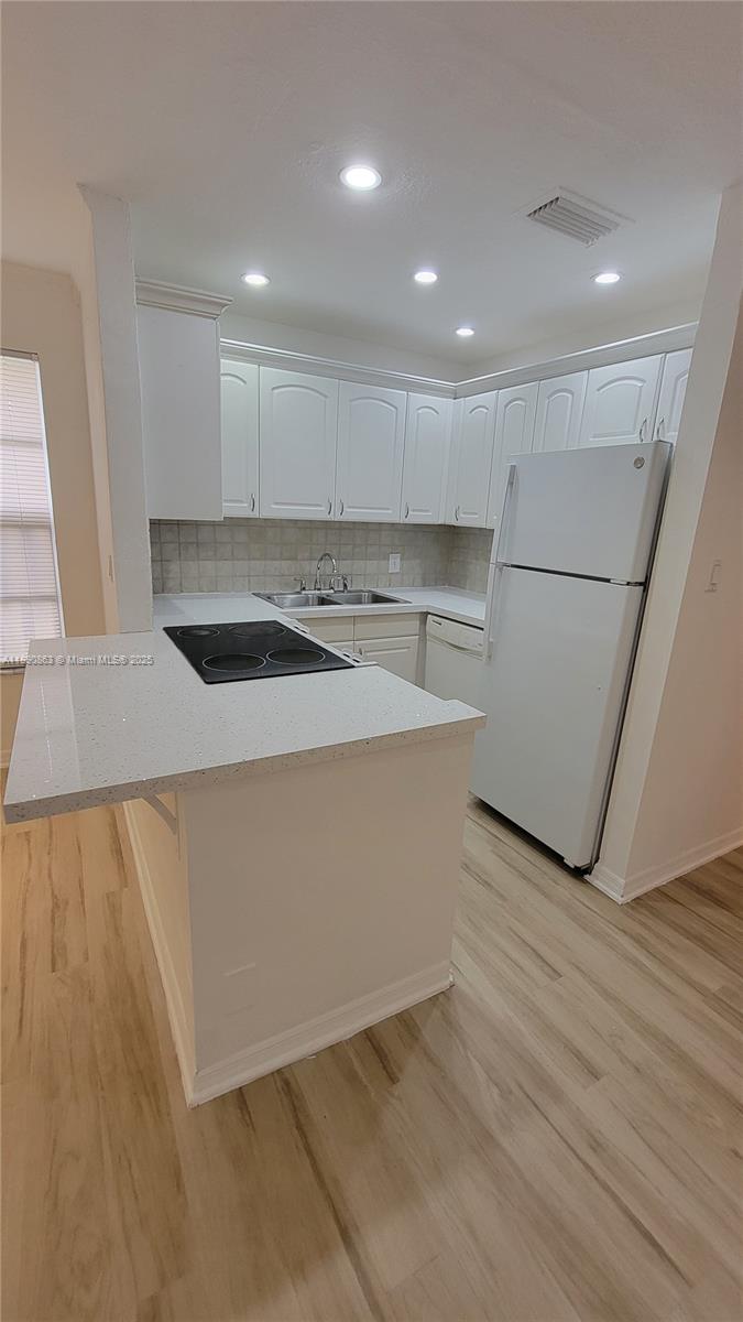 CYPRESS TRACE - Residential Lease