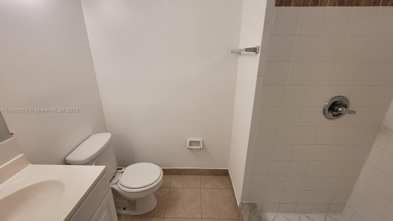 CYPRESS TRACE - Residential Lease