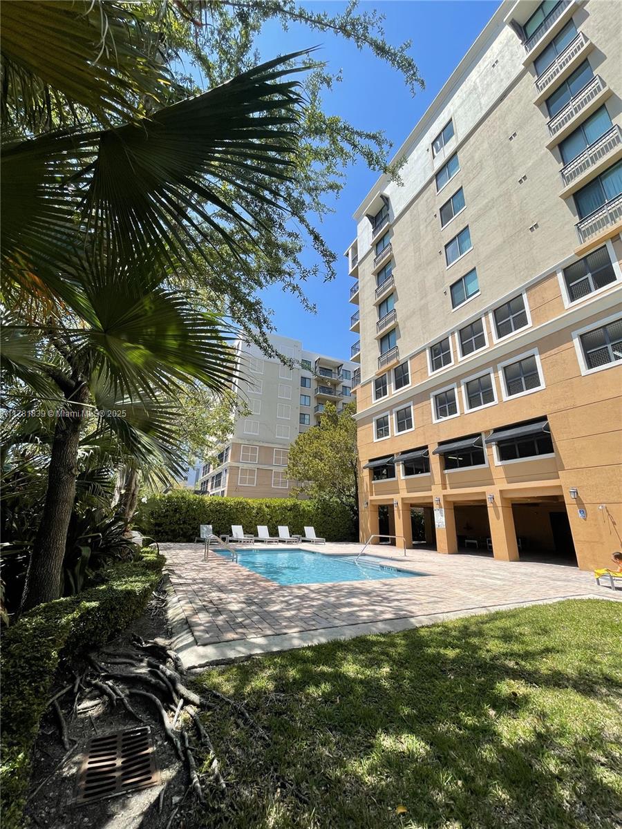 KEYSTONE VILLAS II CONDO - Residential