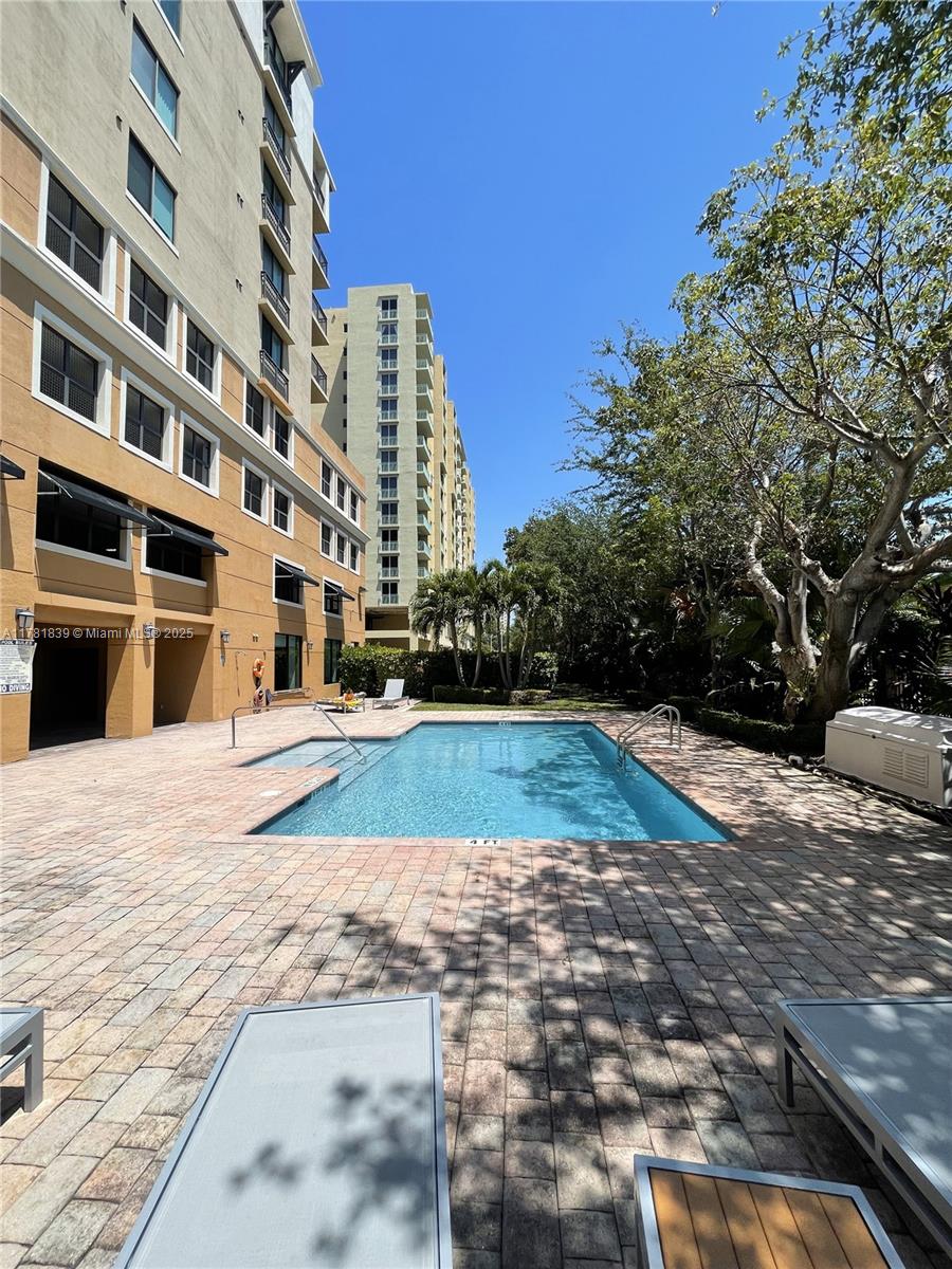 KEYSTONE VILLAS II CONDO - Residential