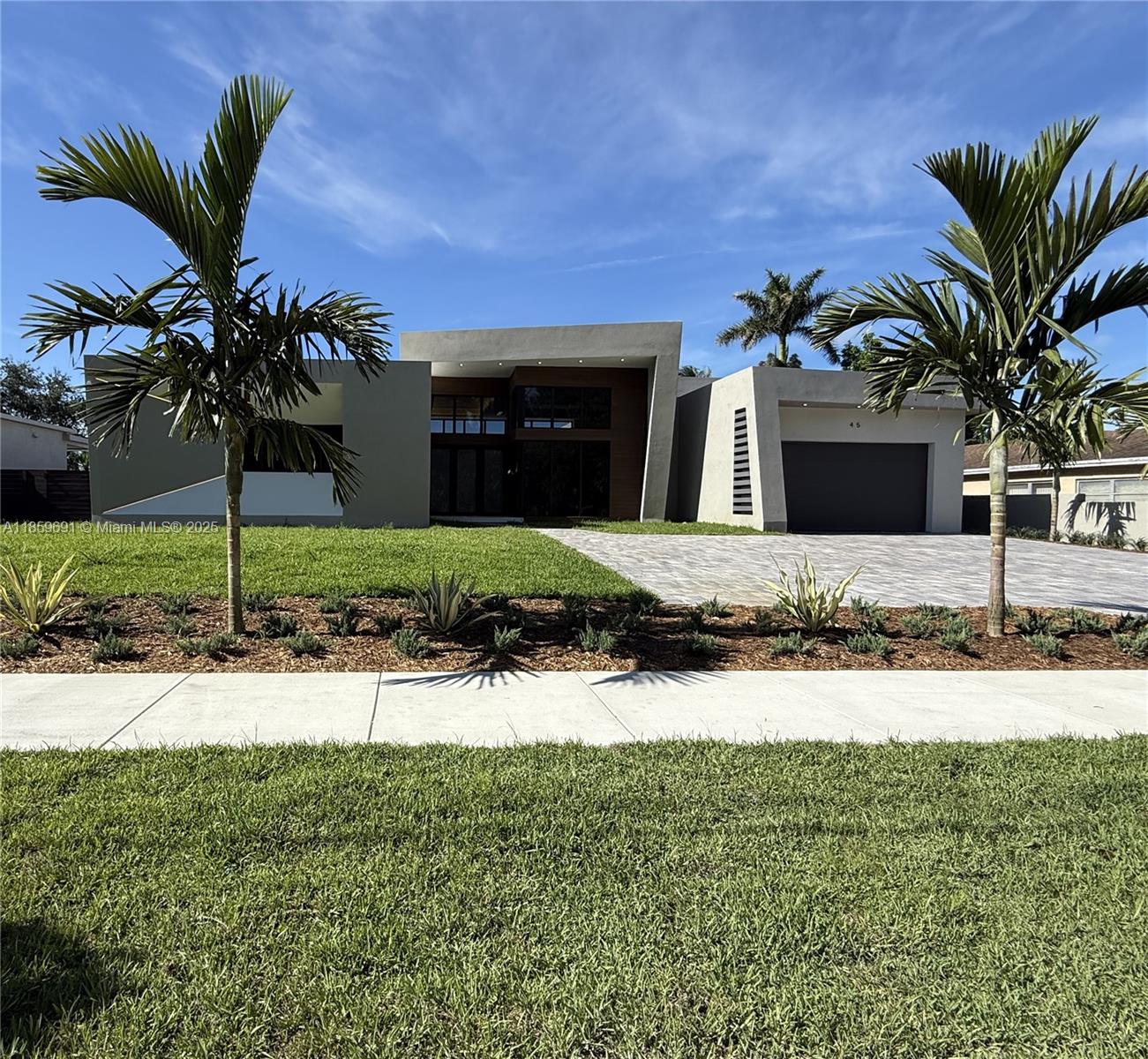 45 NW 158th St