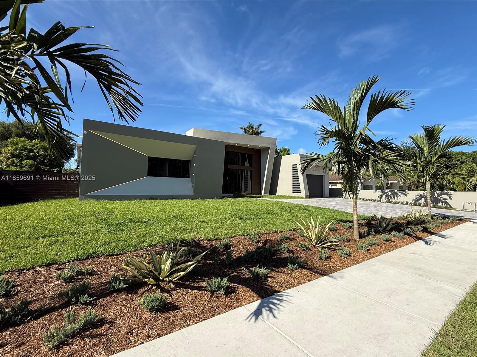 45 NW 158th St