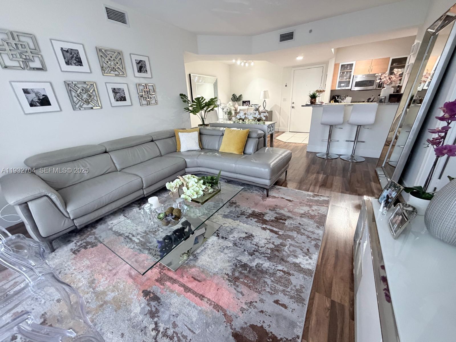 VENTURE AT AVENTURA EAST - Residential