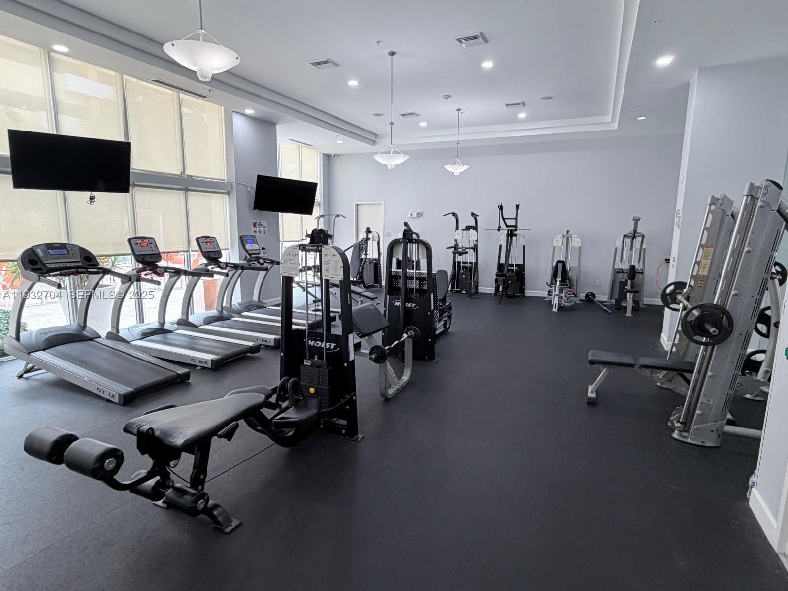 VENTURE AT AVENTURA EAST - Residential