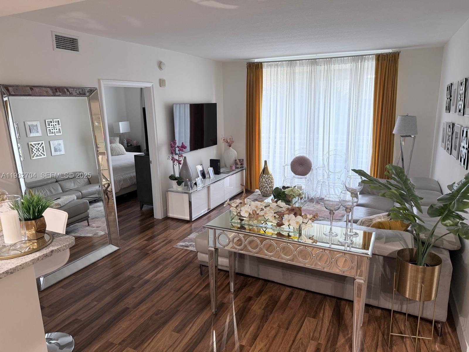 VENTURE AT AVENTURA EAST - Residential