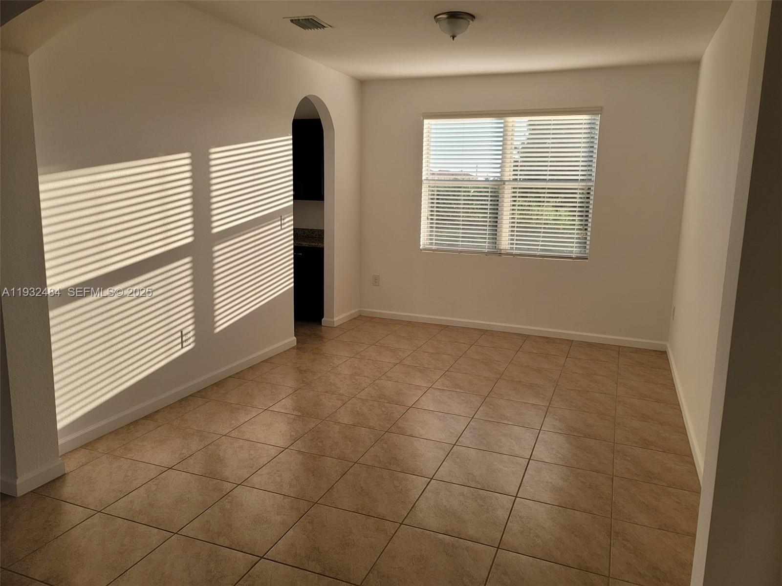 VENTANAS AT HOMESTEAD - Residential Lease