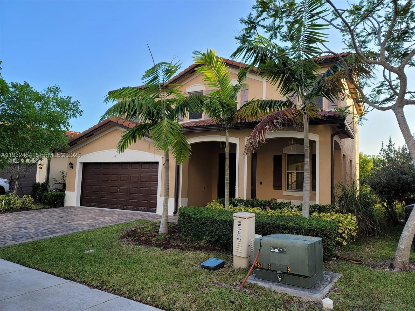 VENTANAS AT HOMESTEAD - Residential Lease