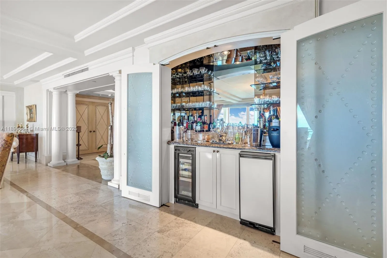 Key Biscayne, Florida 33149, United States, 5 Bedrooms Bedrooms, ,6 BathroomsBathrooms,Residential,Active,228048