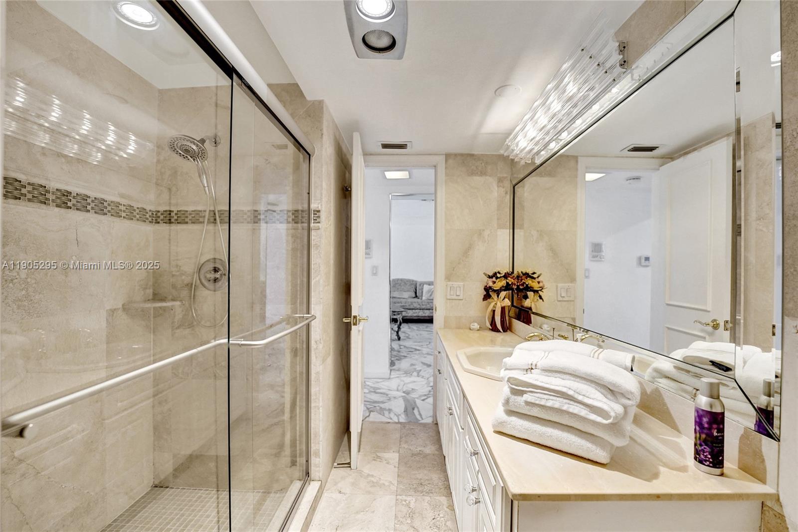 CORAL RIDGE COUNTRY CLUB - Residential Lease