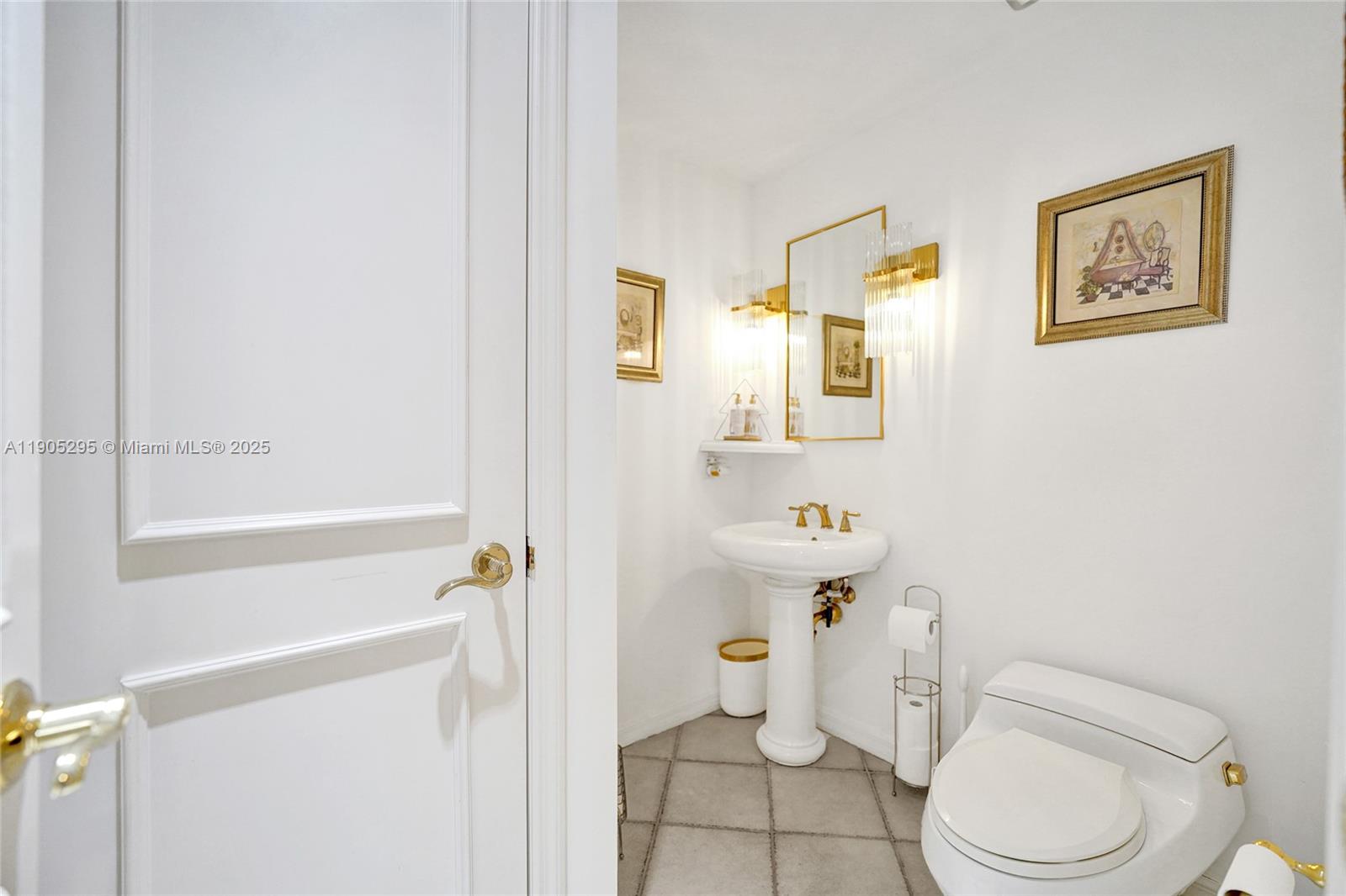 CORAL RIDGE COUNTRY CLUB - Residential Lease