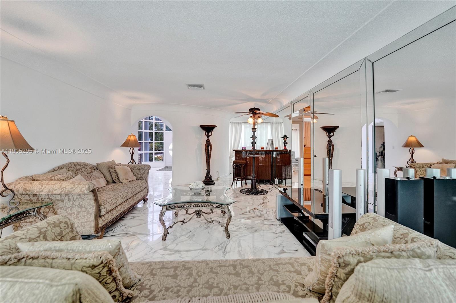 CORAL RIDGE COUNTRY CLUB - Residential Lease