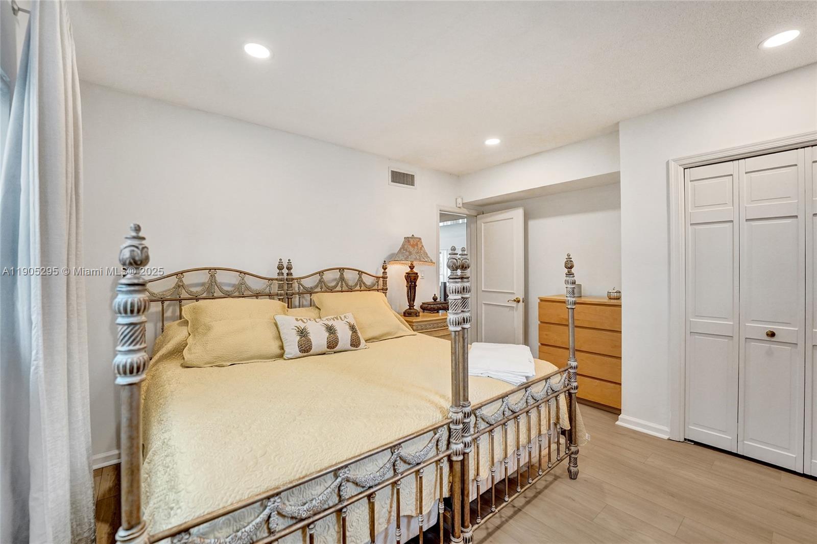 CORAL RIDGE COUNTRY CLUB - Residential Lease