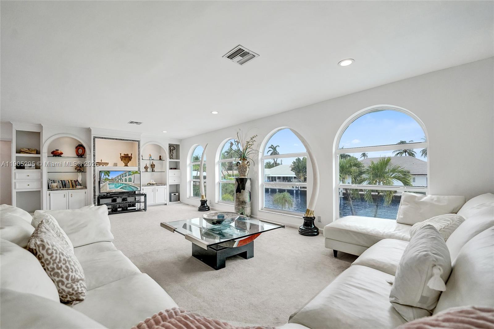 CORAL RIDGE COUNTRY CLUB - Residential Lease