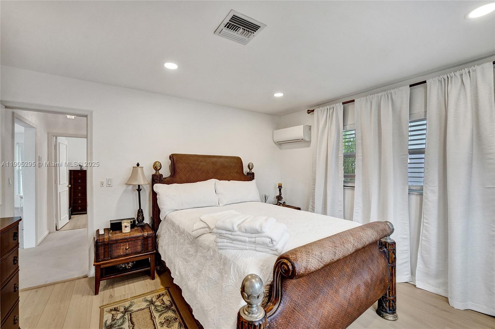 CORAL RIDGE COUNTRY CLUB - Residential Lease